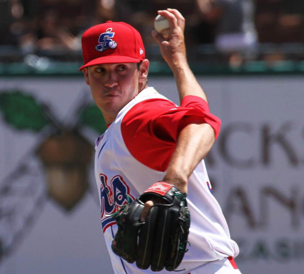 Baseball player throwing a ball